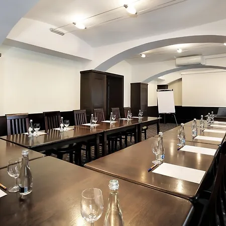 Dom Muzyka Aparthotel 3*