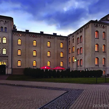 Dom Muzyka Aparthotel 4*