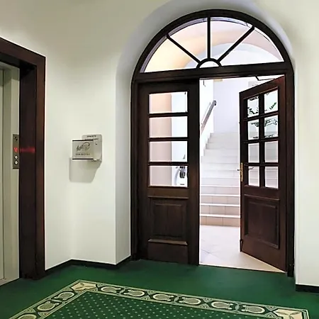 Dom Muzyka Aparthotel 4*