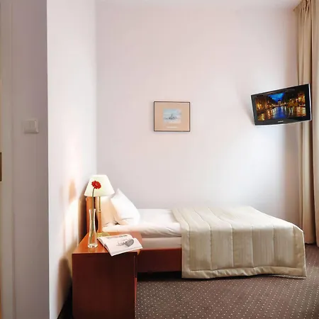 Lägenhetshotell Dom Muzyka 4*